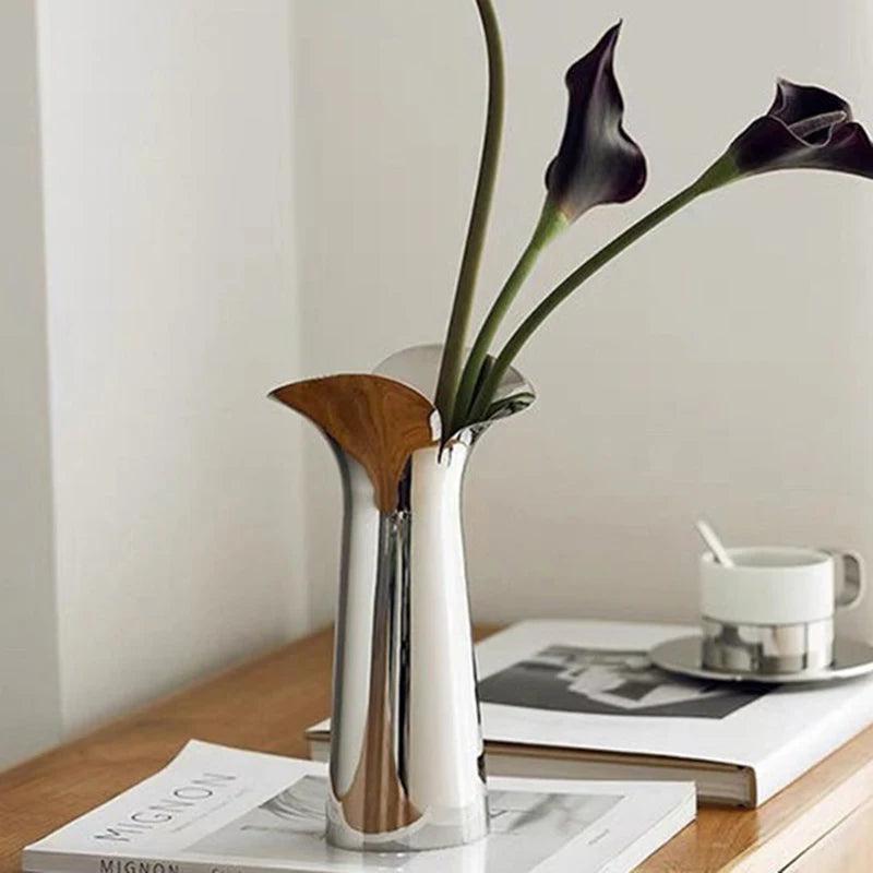 Modern Flower Vase Nordic Aesthetic Flower Bottle Desk Decorating Elegant Vases Room Decoration Office Flowerpot Unusual Shape